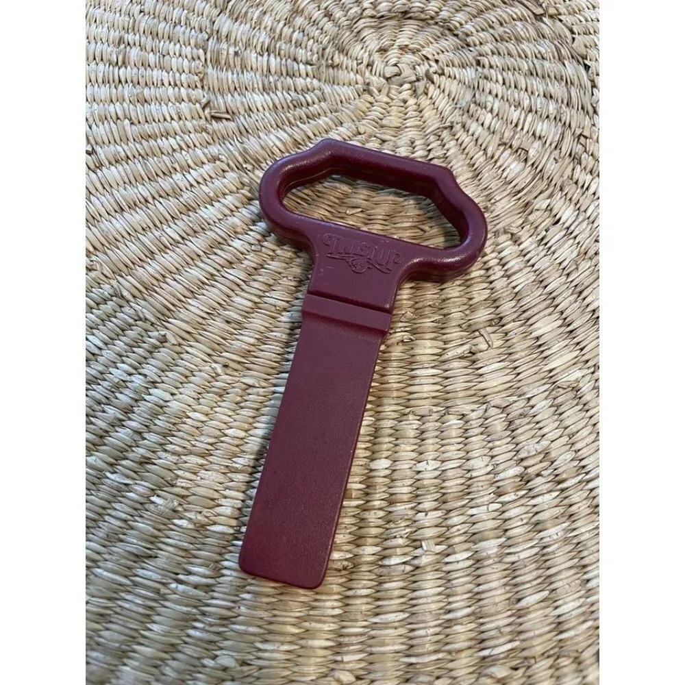 Twist Up Wine Bottle Opener